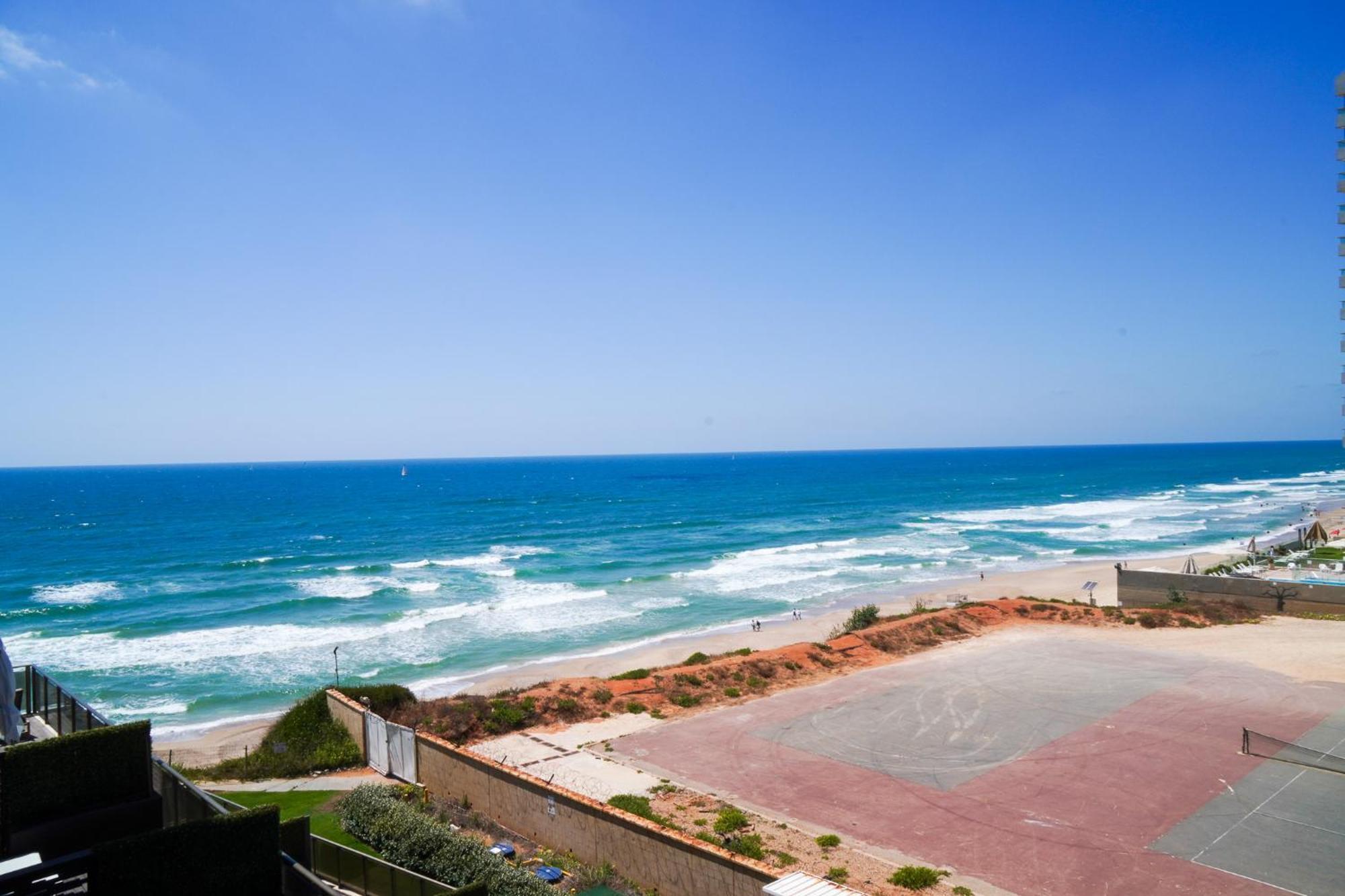 Beachfront Boutique Apartment Herzelia 外观 照片